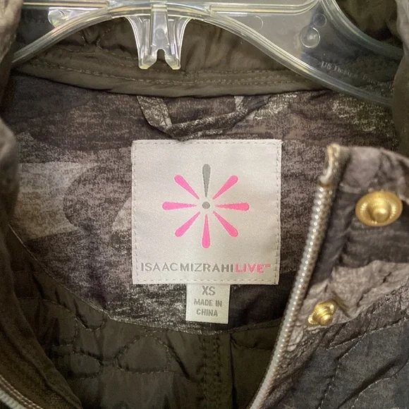 ISAAC MIZRAHI LIVE Green Camo Print Quilted Long Sleeve Zipper Front Jacket XS - Picture 2 of 13